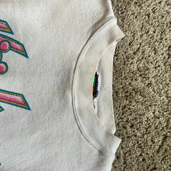 Vintage 90s Mickey Mouse sweatshirt - White Disney sweatshirt - Picture 9 of 9